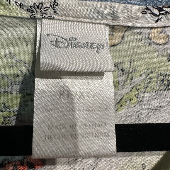 Disney Winnie the Pooh Scrub Top Size XL Nurse Dr Medical Uniform - Picture 3 of 8